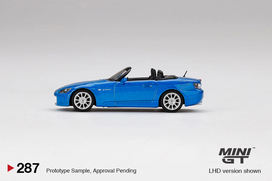 Mini GT Honda S2000 (AP2) Bermuda Blue Pearl RHD /  Laguna Blue Pearl  LHD - Image 3